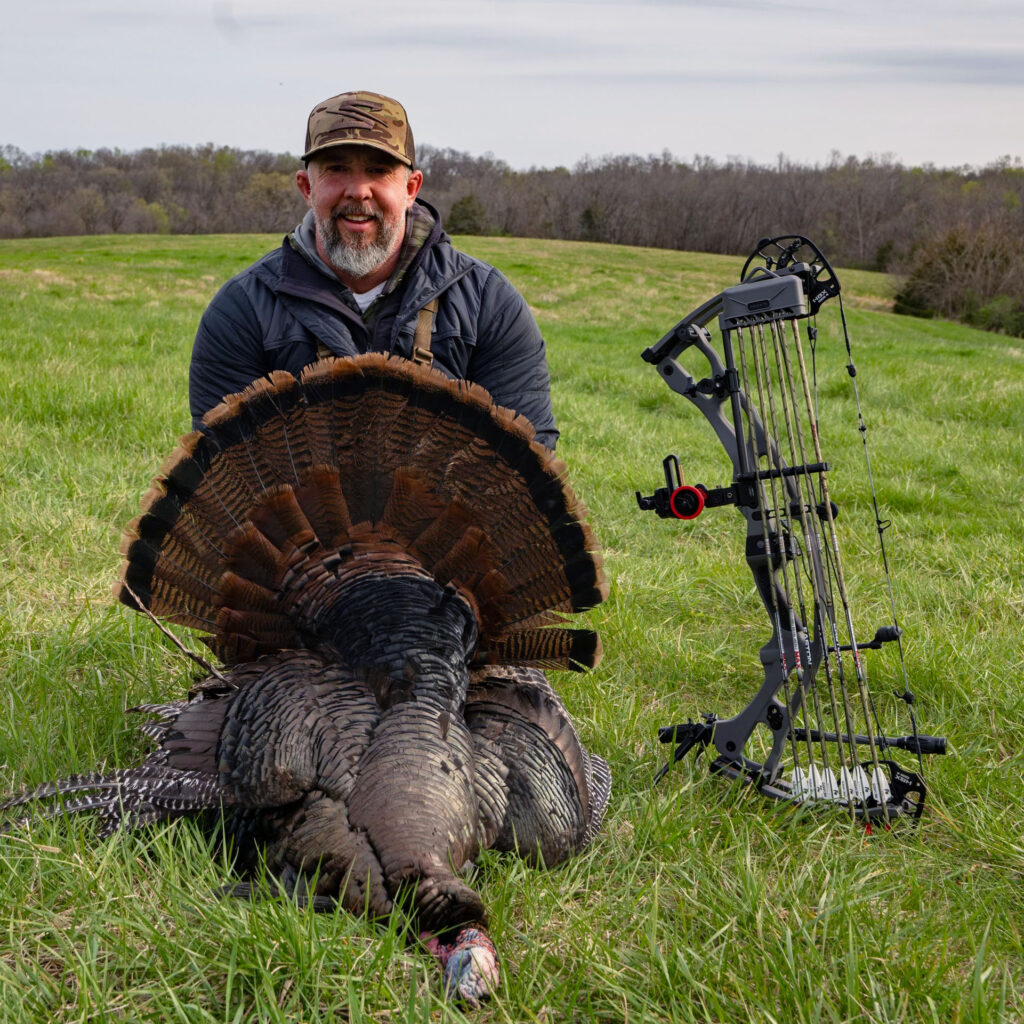 JOHN MULLIGAN @johnny.utah.hunt IOWA Ti Hybrid 1.5
